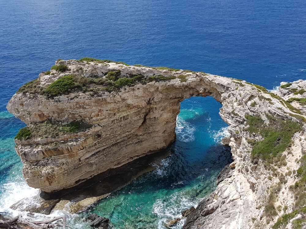 Arche De Tripitos Sur L Ile De Paxos