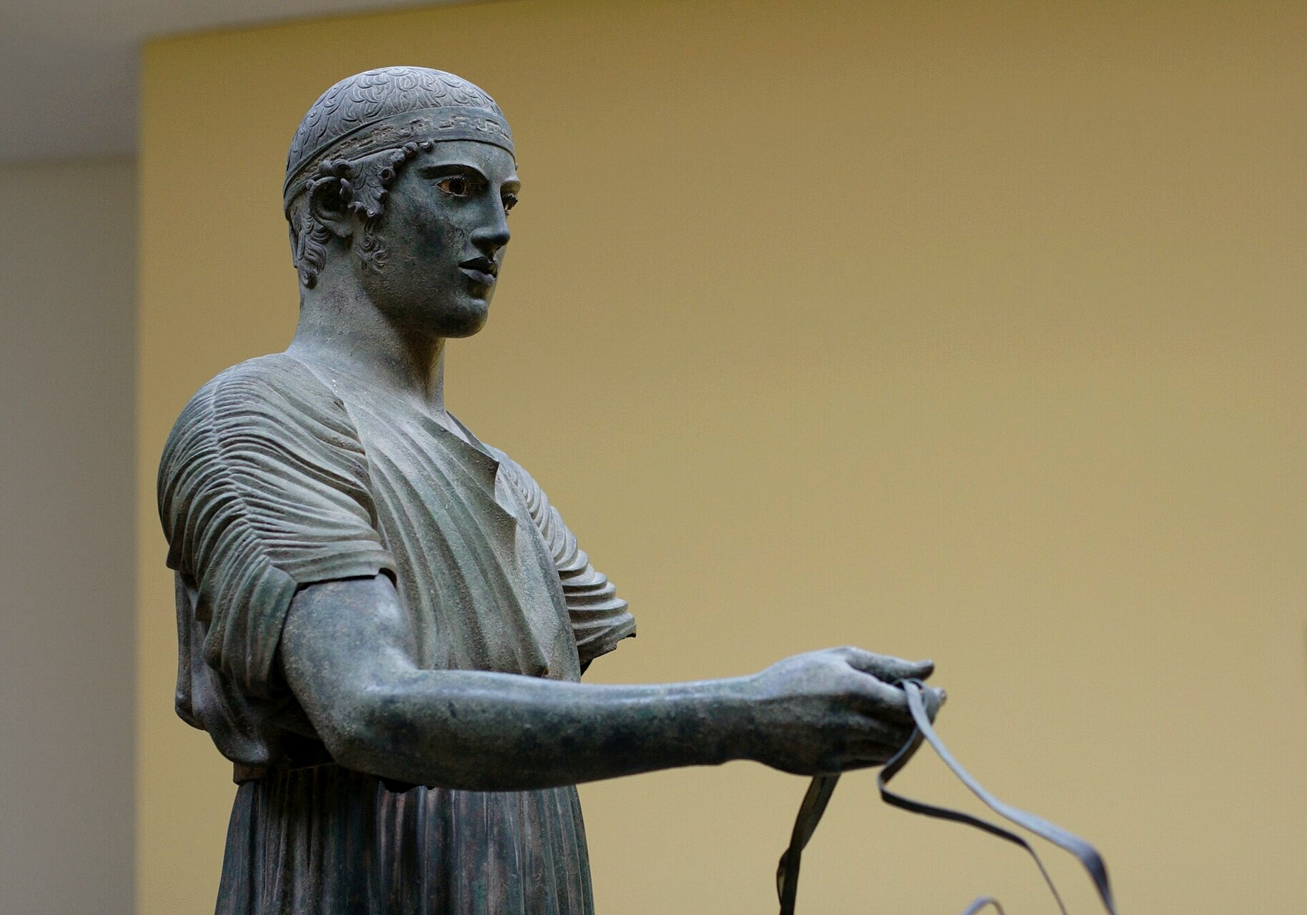 L'Aurige de Delphes, bronze grec du Ve siècle - Musée de Delphes - Grèce © Zde / Wikimedia (CC BY-SA 4.0)