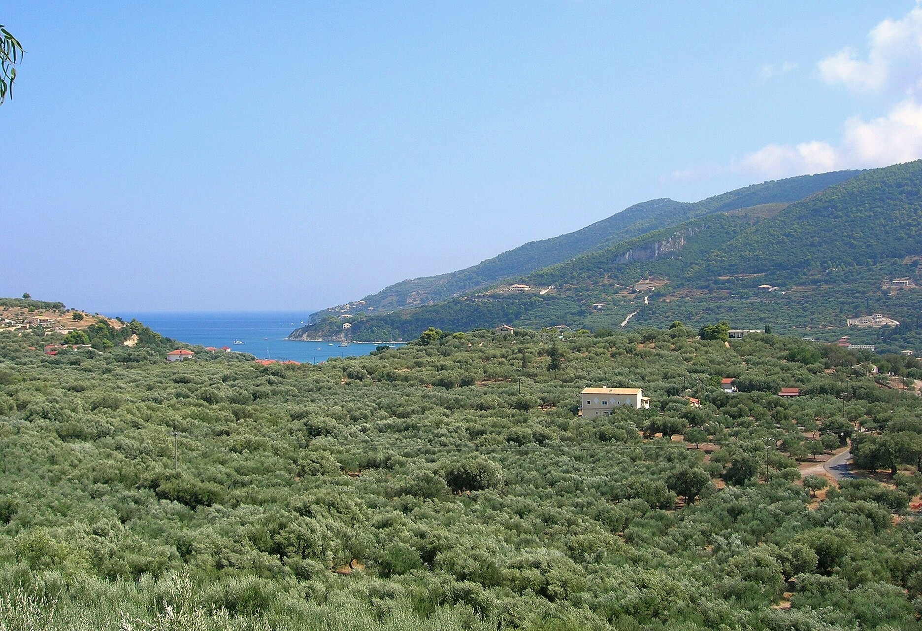 Falaises blanches et crique turquoise de Keri - Zante, îles Ioniennes - Grèce © Jimzoun / Wikimedia (CC BY-SA 4.0)