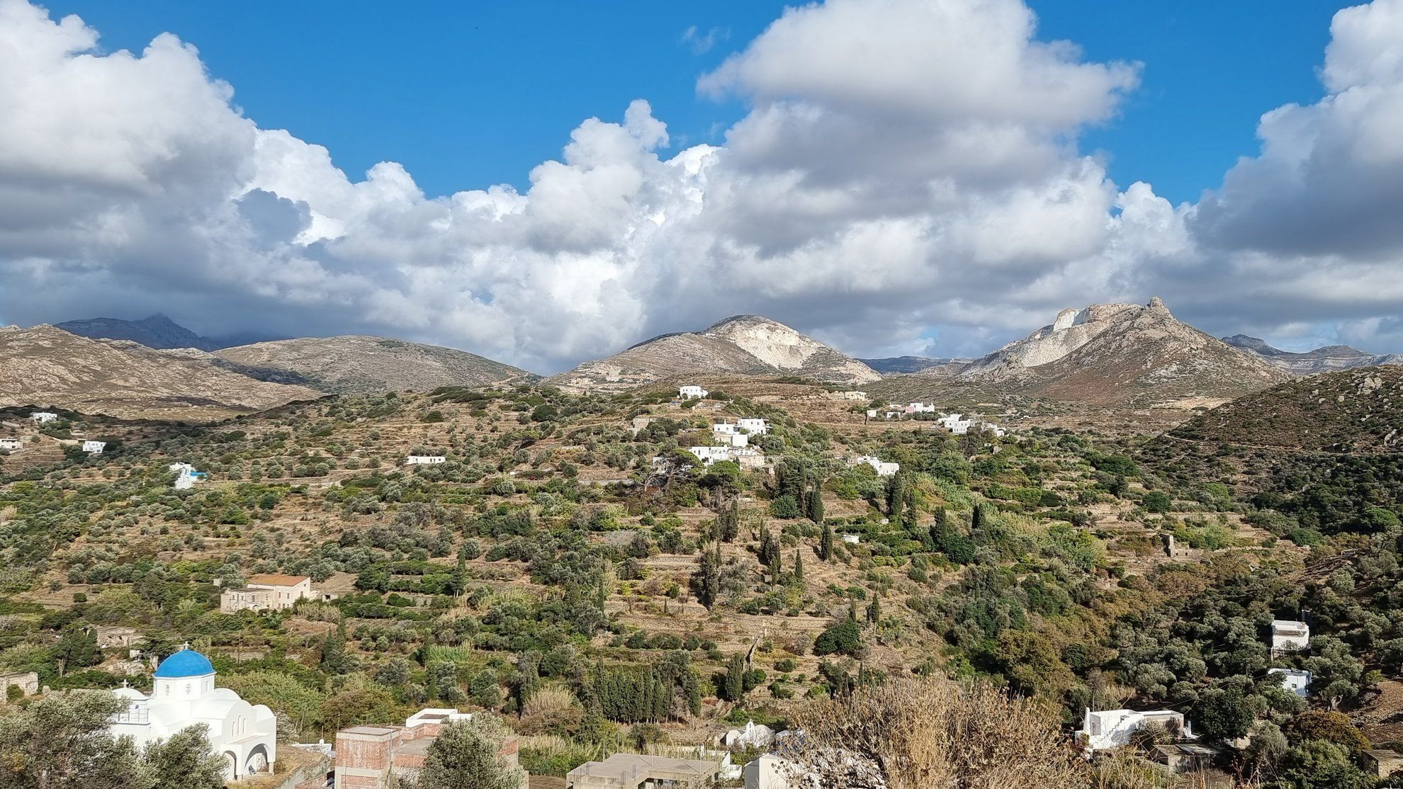 Naxos ou Paros : quelle île choisir ? Notre comparatif | Kelifos