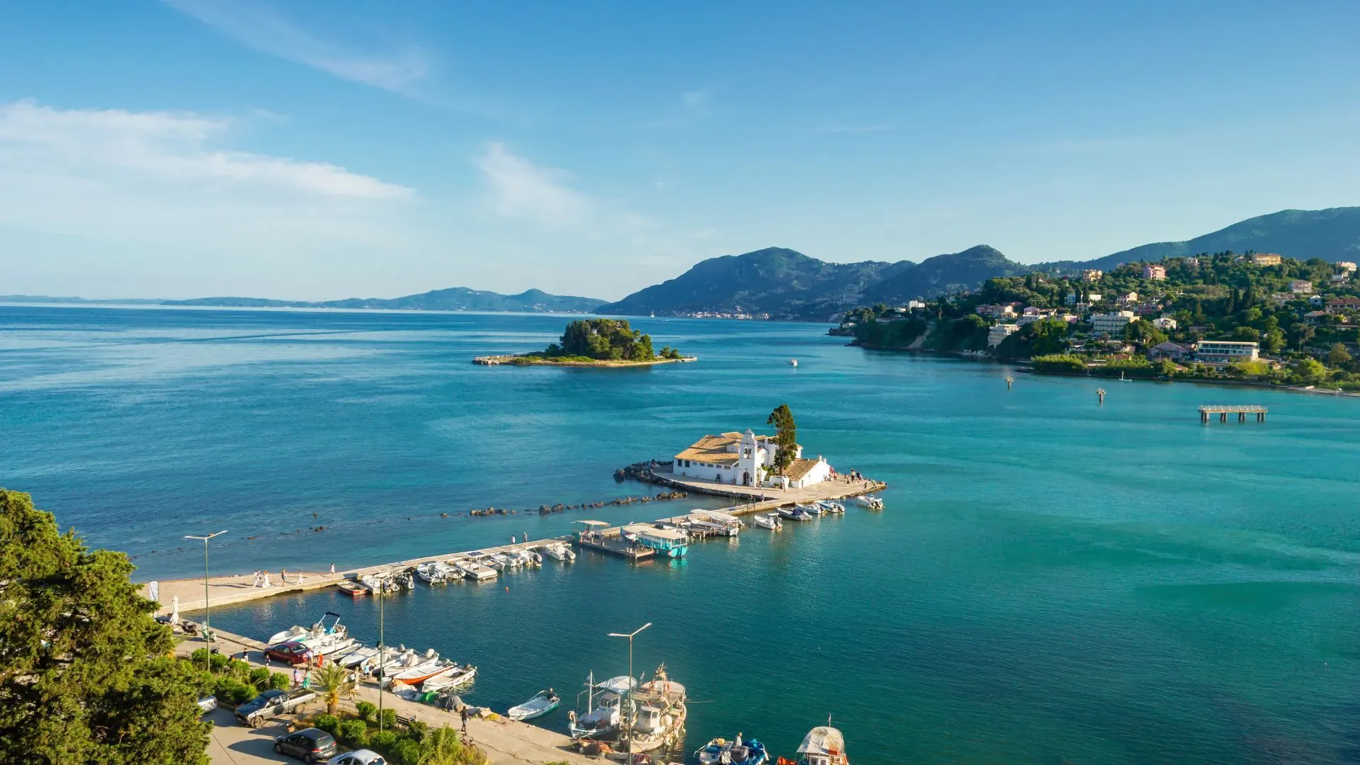 Skieur de fond dans les montagnes du Jotunheimen - Norvège