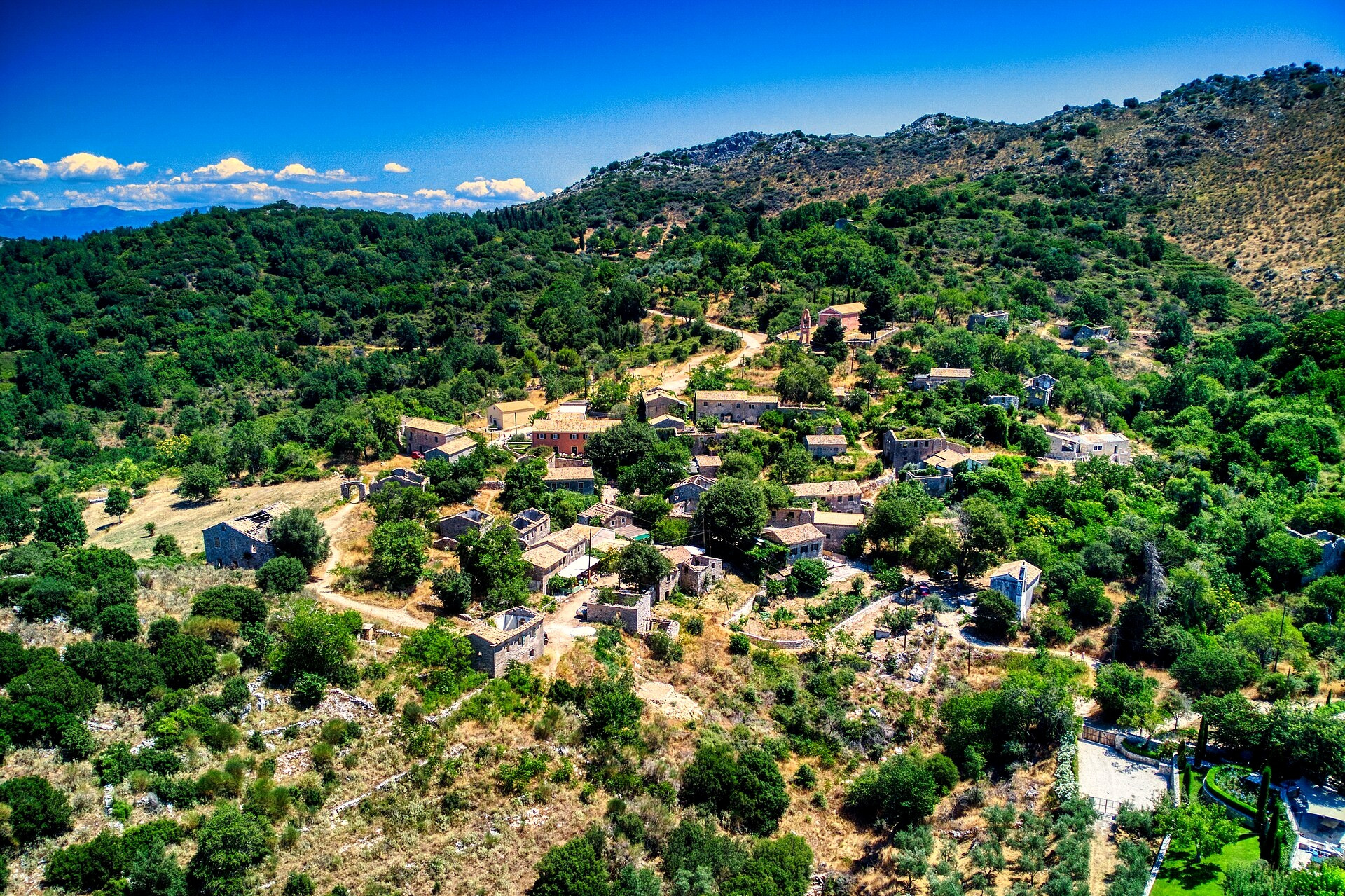 Le vieux Perithia, village de montagne niché dans les hauteurs du nord - Corfou - Grèce © Hagai Agmon-Snir / Wikimedia (CC BY-SA 4.0)