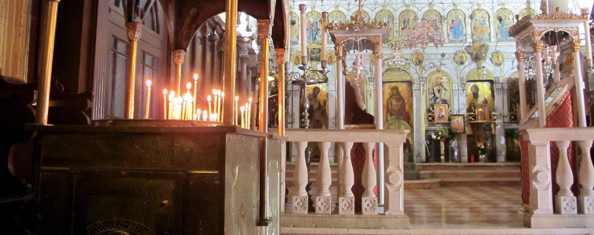 Intérieur de l'église du monastère de Paleokastritsa - Corfou - Grèce