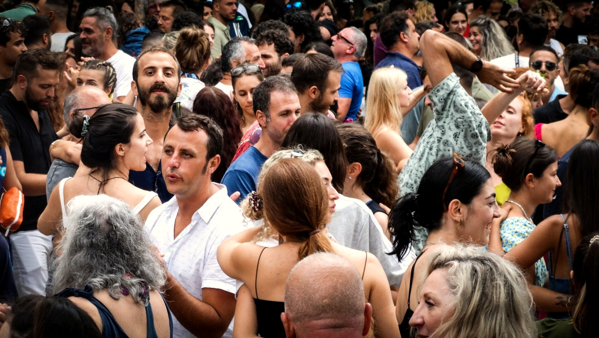 © Chrysadthi, Wikimedia Commons (CC BY-SA 4.0) Panigiri, la grande fête de village de Lagada - Ikaria - Grèce © Chrysadthi / Wikimedia (CC BY-SA 4.0)