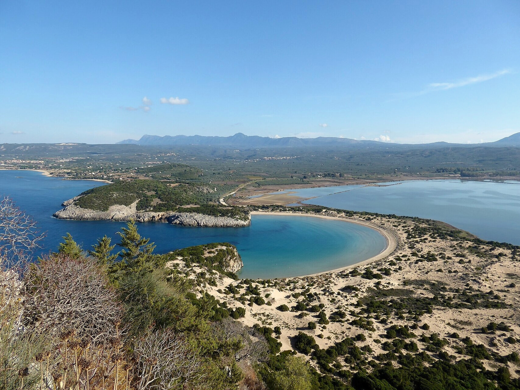 Plage de Voidokilia en forme d'oméga - Messénie, Péloponnèse - Grèce