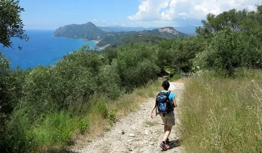 Corfou, l’île des oliviers : grande traversée du sud au nord