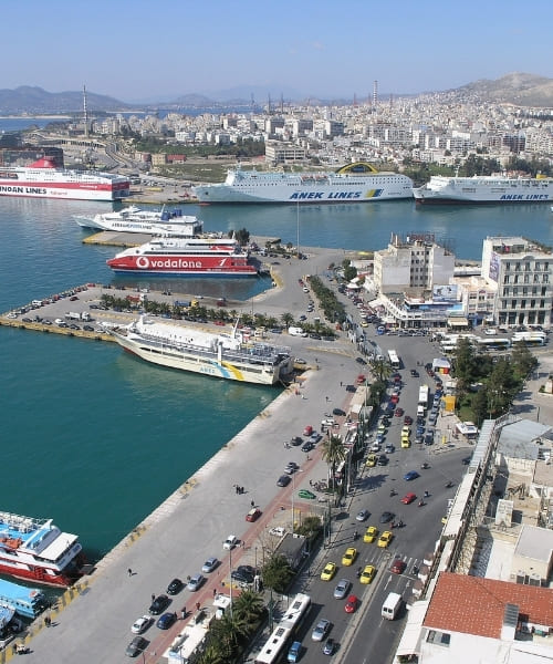 Port le Pirée © Nikolaos Diakidis - Wikipedia