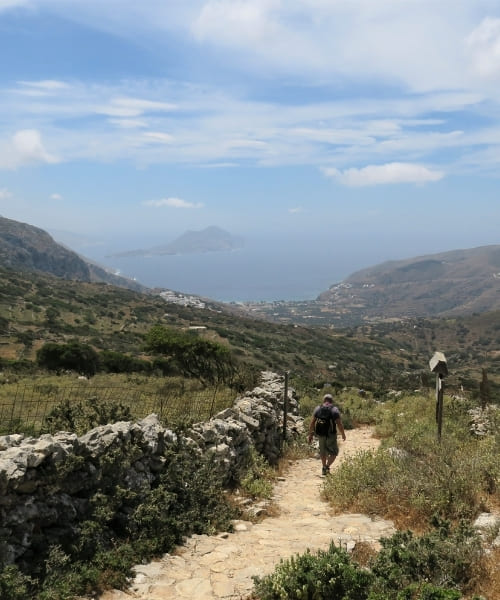 Amorgos - Descente sur Langada © François Ribard