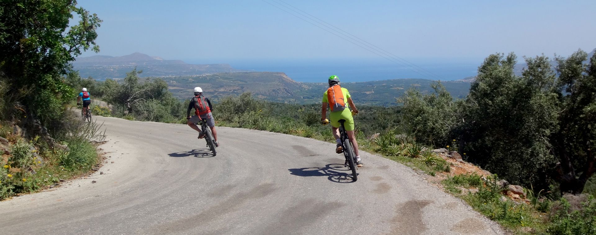groupe-cyclistes-crete-grece