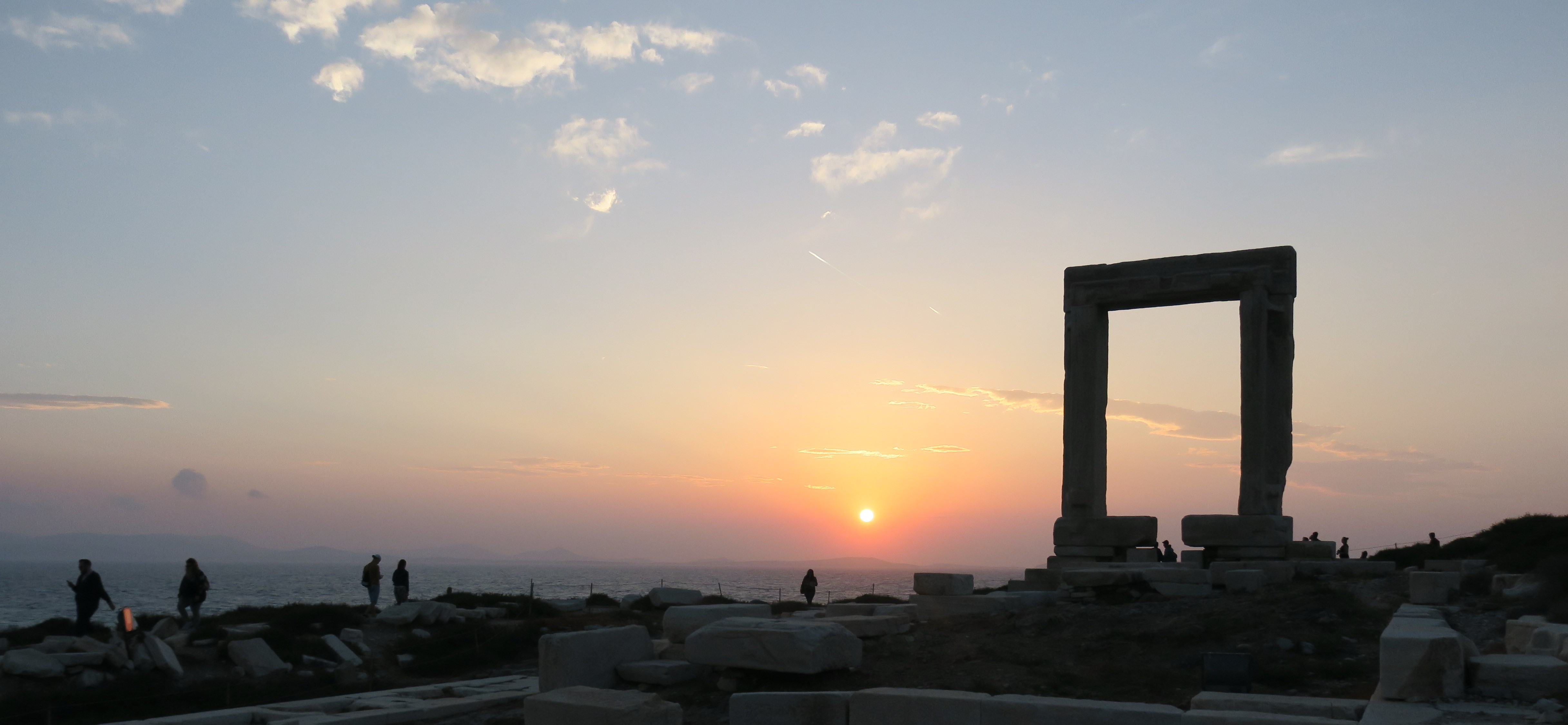 Sunset at Portara - Naxos © François Ribard